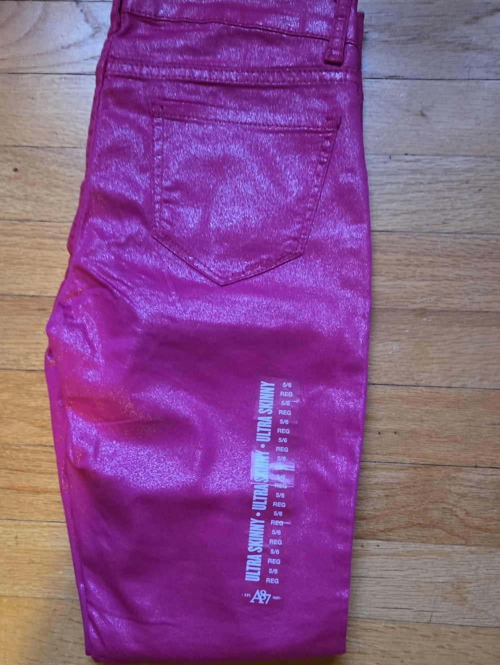 Aeropostale Shimmery Fuchsia Jeggings